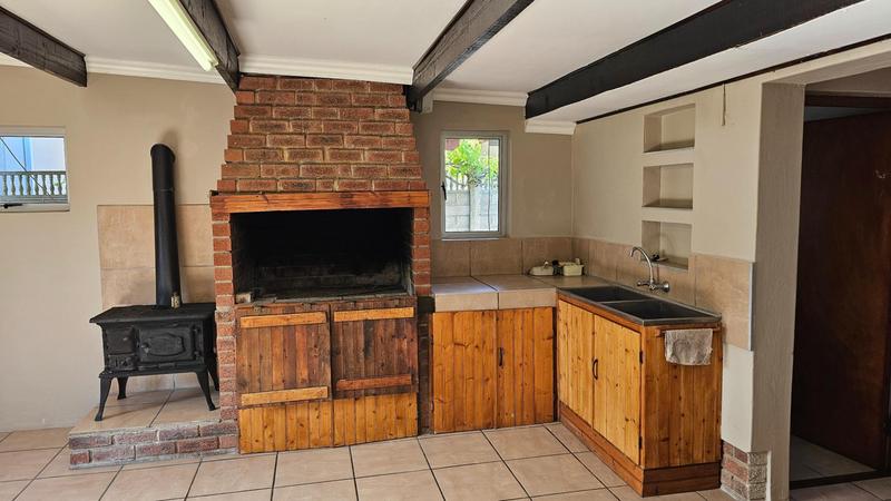 5 Bedroom Property for Sale in Dwarskersbos Western Cape